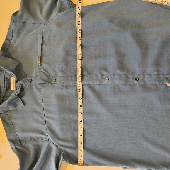Columbia Men's Blue Short Sleeve Button Up Shirt , Size M - Picture 3 of 7